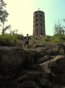 Rocks leading up to Enger Tower